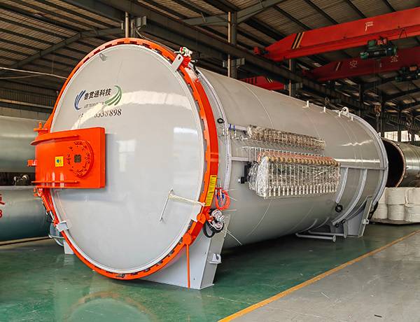 体育用品热压固化热压罐